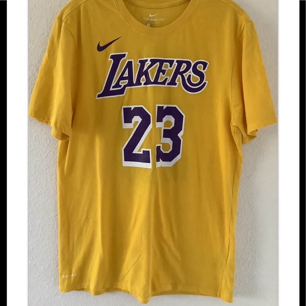 Nike Dri-Fit tee Mens Cotton short sleeve, NBA LAKERS 23 JAMES, SZ L or M